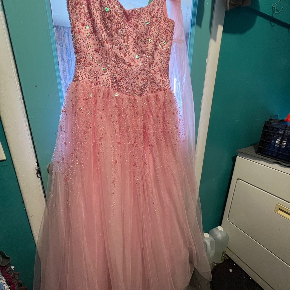 Sparkling Pink Sleeveless Dress - Picture 3 of 16